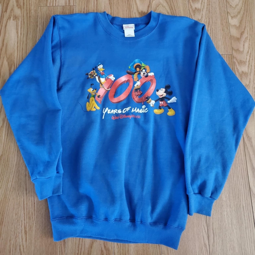 Vintage Walt Disney World 100 Year of Magic Sweatshirt Crewneck Men’s Size Small
